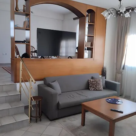 Beautiful And Homely * Kozani