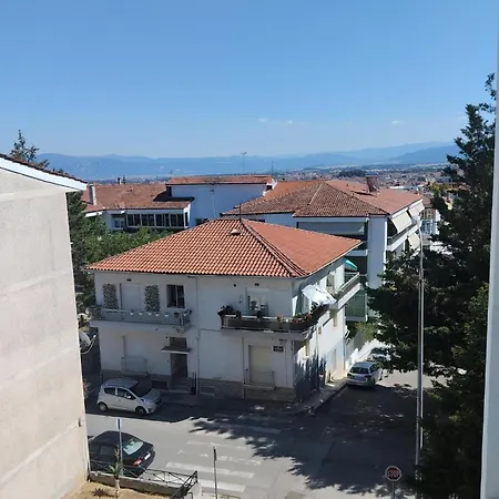Beautiful And Homely * Kozani